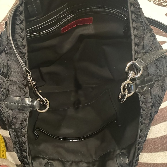 Valentino Garavani Black Floral Tote Bag - Picture 8 of 11